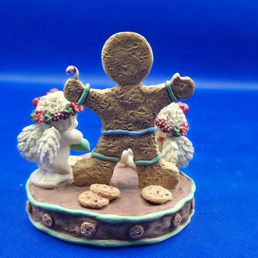 Dreamsicles Making Christmas Memories Figurine 11313 Gingerbread Angels 2000